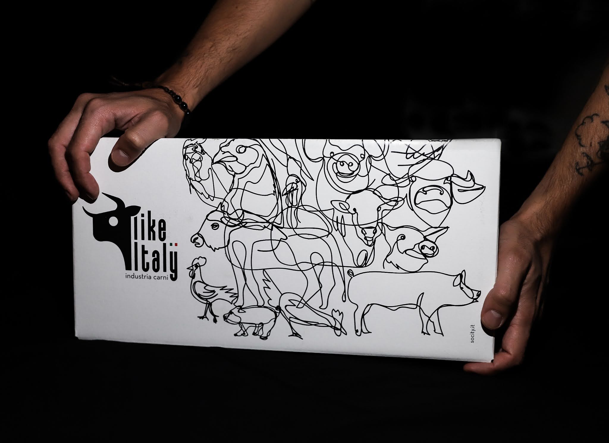 Like Italy冷鮮肉類包裝設(shè)計“黑白線條動物”元素 Like Italy冷鮮肉類包裝設(shè)計“黑白線條動物”元素