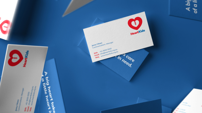澳大利亞先天性心臟病公益慈善組織HeartKids品牌戰(zhàn)略與logo形象設(shè)計(jì),大心幫助小心
