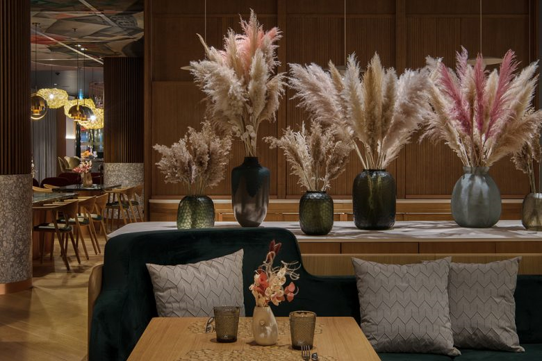 高級沙加爾餐廳餐飲室內(nèi)空間設(shè)計(jì)，藝術(shù)與奢華風(fēng)格