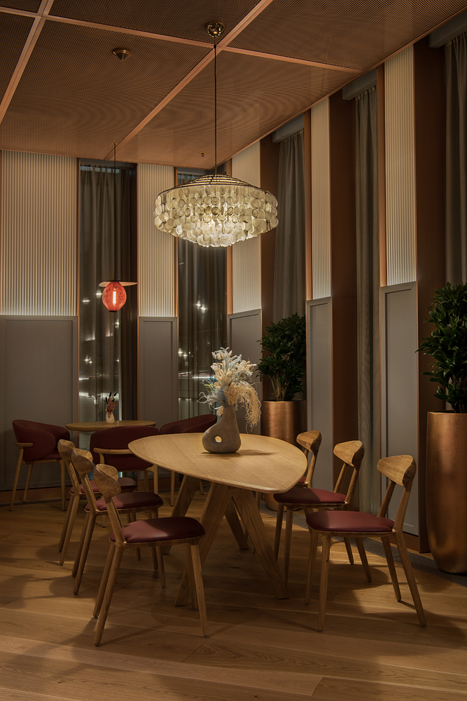 高級沙加爾餐廳餐飲室內(nèi)空間設(shè)計(jì)，藝術(shù)與奢華風(fēng)格