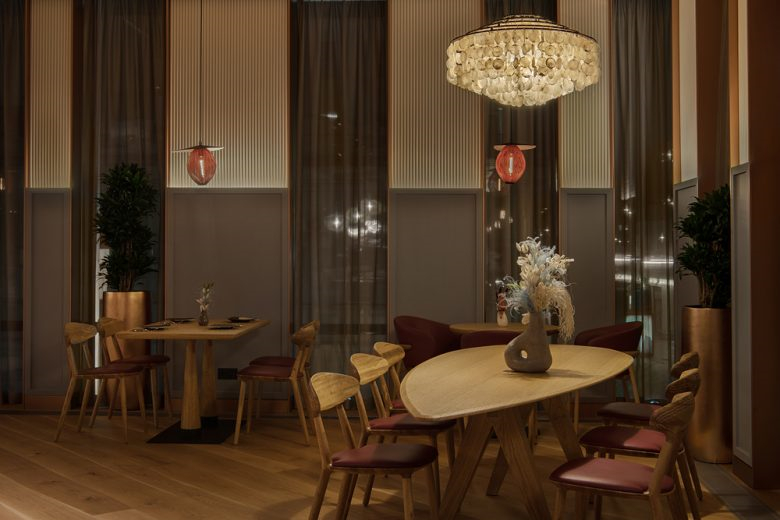 高級沙加爾餐廳餐飲室內(nèi)空間設(shè)計(jì)，藝術(shù)與奢華風(fēng)格