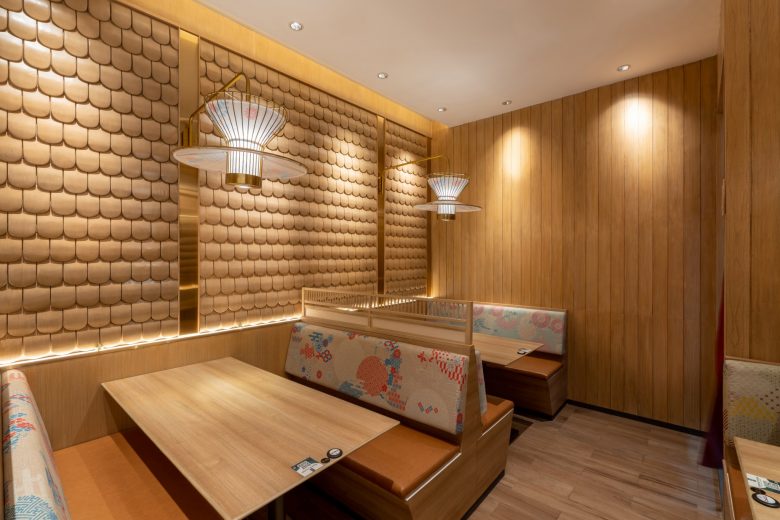 Sushi Tei 日式壽司餐廳餐飲店鋪室內(nèi)空間設計“自然原木喜慶”風格