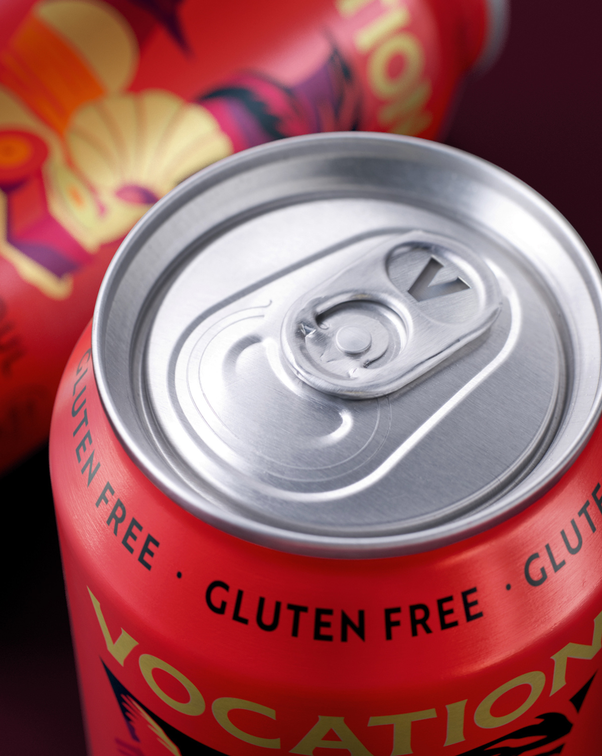 Vocation 手工啤酒包裝設(shè)計(jì)，V字母插畫品牌識別手法