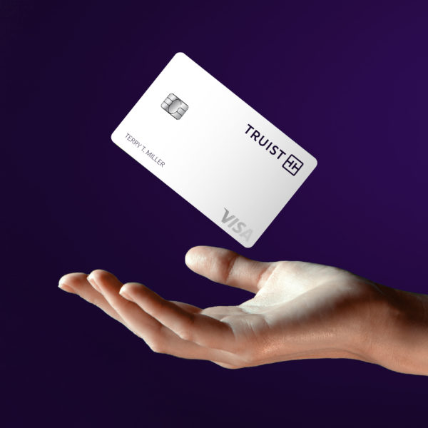 Truist 銀行金融品牌創(chuàng)建品牌命名logo設(shè)計(jì)vi設(shè)計(jì)，兩個(gè)字母T+圓角方形版式