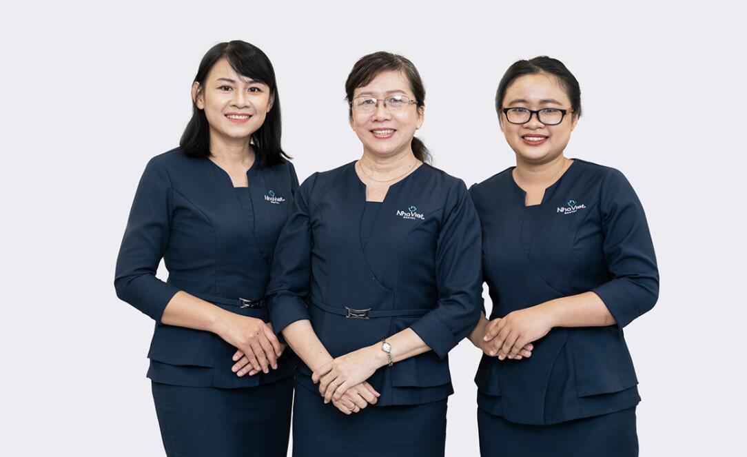 Nha Viet 牙科牙齒醫(yī)療診所品牌全案策劃設計-logo/vi/