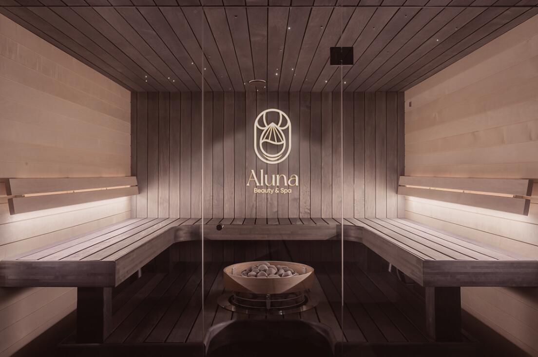 Aluna 女子美容水療中心logo設(shè)計(jì)品牌形象vi設(shè)計(jì)，高端優(yōu)雅暖色放松氛圍