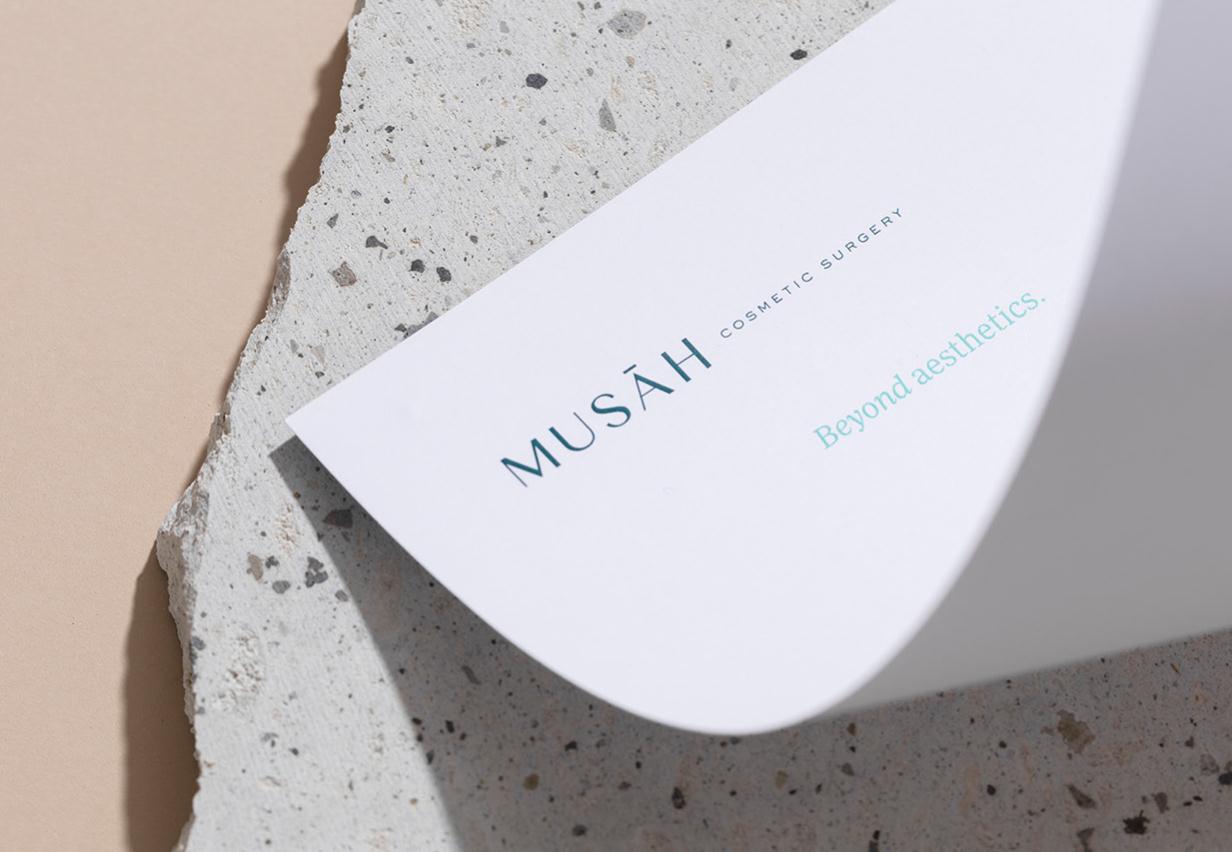 Musāh 美容整形外科診所品牌視覺形象VI設(shè)計(jì)，藍(lán)綠色粉色三色搭配