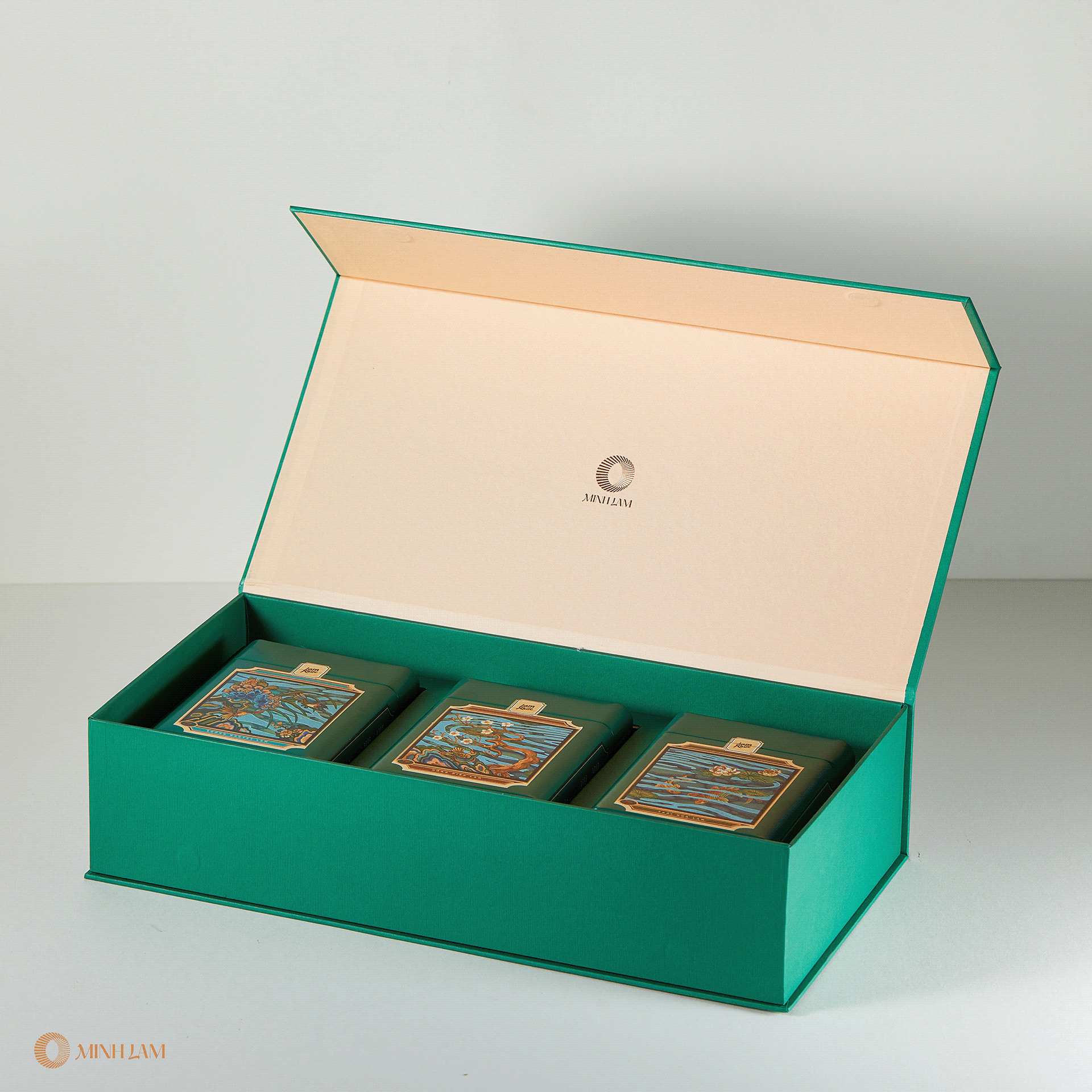 嵐曲越南茶葉包裝設(shè)計，借鑒中國古韻景物繪畫精髓