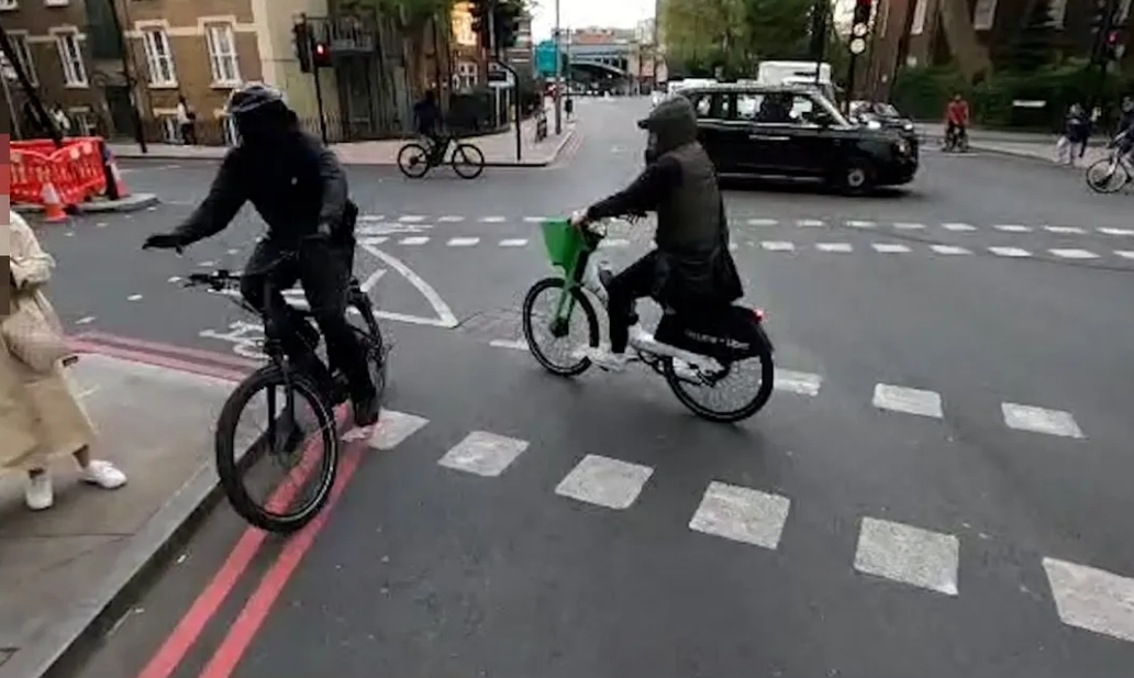 旁觀者效應(yīng)-6個(gè)您需要注意的黑暗心理學(xué)技巧及正面營(yíng)銷思考