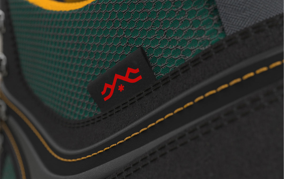 COTTIMO 戶外雪地靴品牌logo設(shè)計，山丘、雪地和遠(yuǎn)足元素