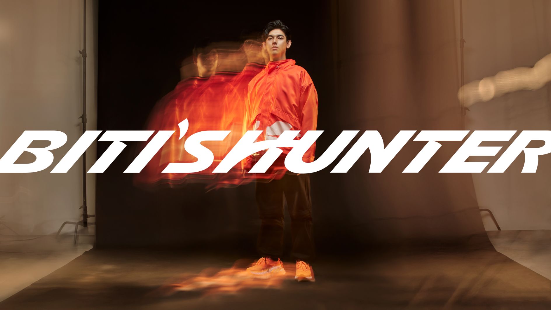 Hunter 越南運動鞋品牌視覺形象設(shè)計logo設(shè)計,動態(tài)字母H Hunter 越南運動鞋品牌視覺形象設(shè)計logo設(shè)計,動態(tài)字母H