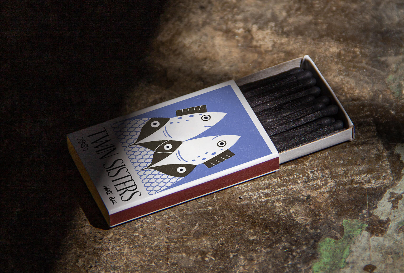 Twin Sisters 酒吧雙魚logo設(shè)計(jì)品牌視覺形象設(shè)計(jì) Twin Sisters 酒吧雙魚logo設(shè)計(jì)品牌視覺形象設(shè)計(jì)