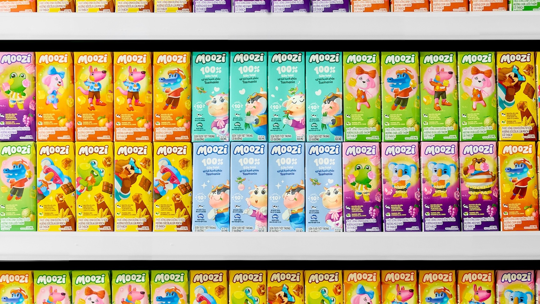 Moozi 兒童牛奶品牌全案設(shè)計(jì)-logo包裝動(dòng)物通設(shè)計(jì),交融樂趣營養(yǎng)與想象力的世界 Moozi 兒童牛奶品牌全案設(shè)計(jì)-logo包裝動(dòng)物通設(shè)計(jì),交融樂趣營養(yǎng)與想象力的世界